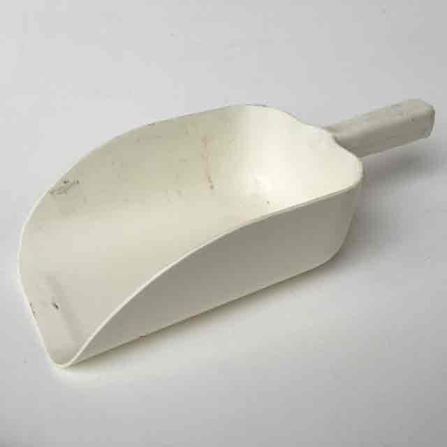 SCOOP, White Plastic (Large)